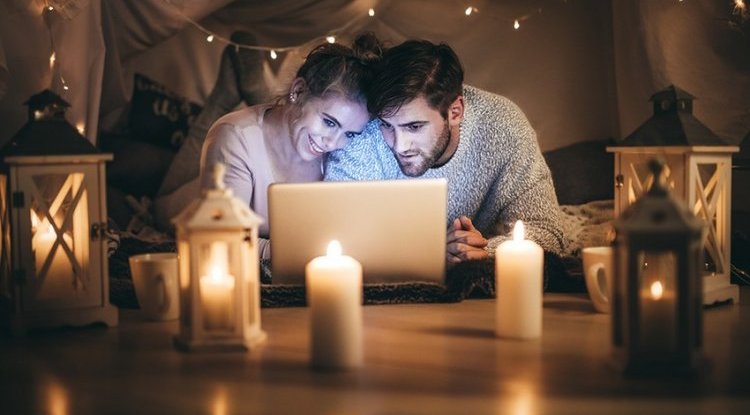 8 romantic movies from 2021 that you must watch this fall