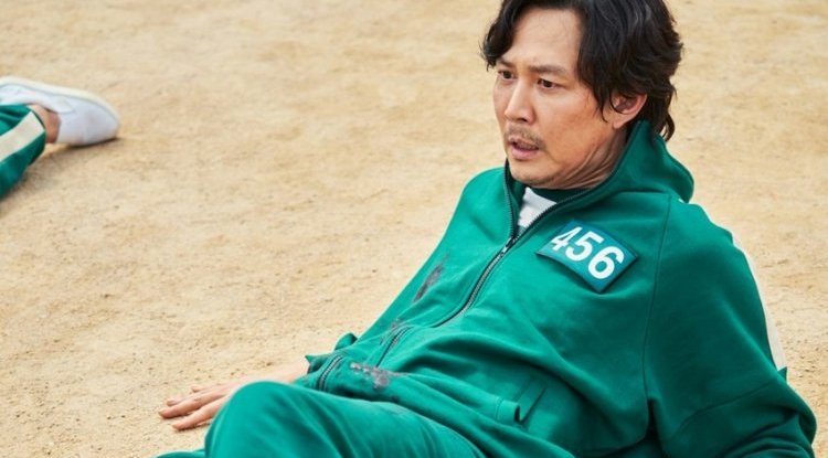 Who is the lead actor of the "Squid Game" series? He was involved in modeling and catering, and many envy his career