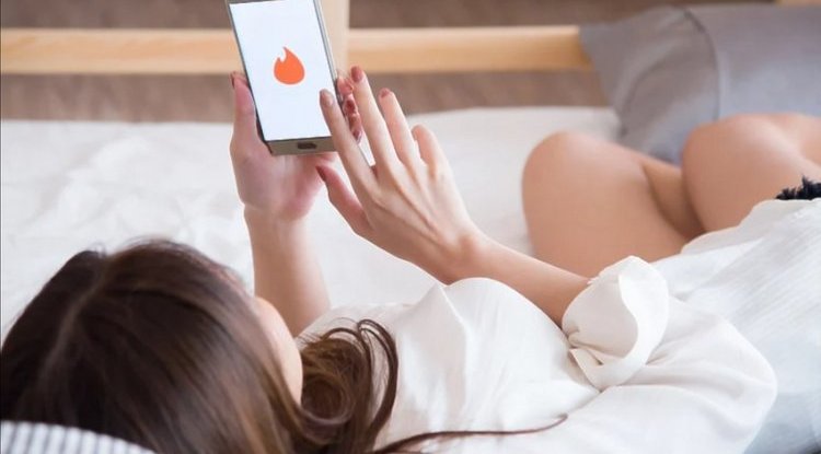 Tinder helps singles find a wedding date