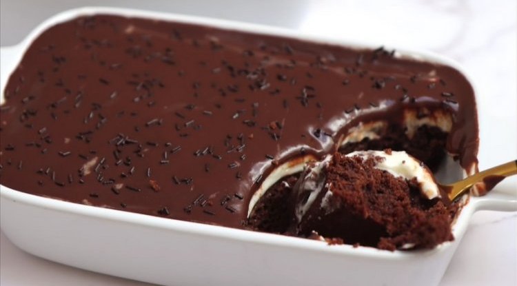 Chocolate brownie with a twist: It’s neither ice cream nor cake, but it’s perfect! (RECIPE)