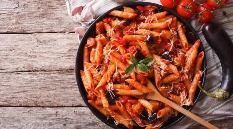 Sicilian specialty: Pasta alla Norma (Recipe)