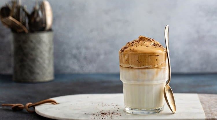Recipe for creamy Dalgona coffee