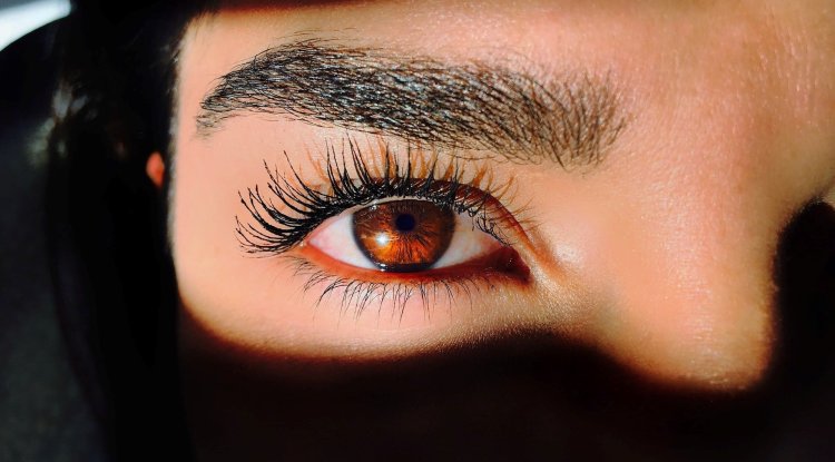 Get the amazing bushy brow look!