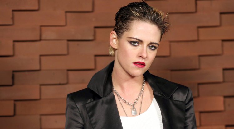 The exciting love life of Kristen Stewart