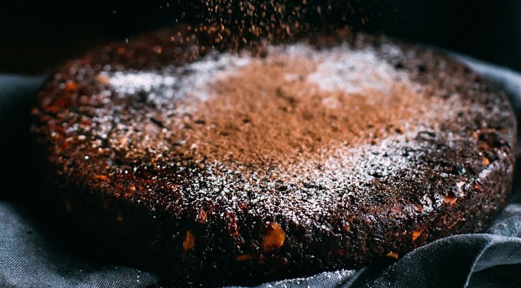 Delicious poppy and apple cake!
