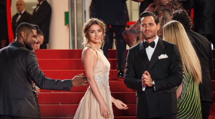Ana de Armas has a new boyfriend!