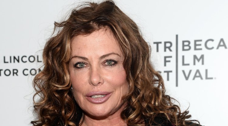 New photos of Kelly LeBrock stunned her fans