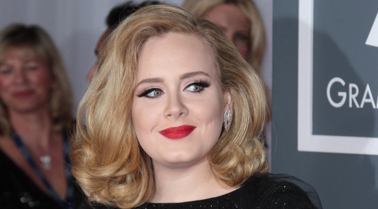 Is Adele buying Stallone's villa?