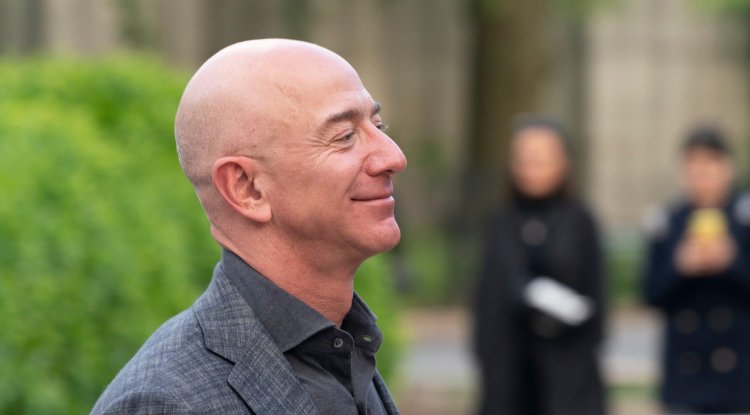 Jeff Bezos changed his image