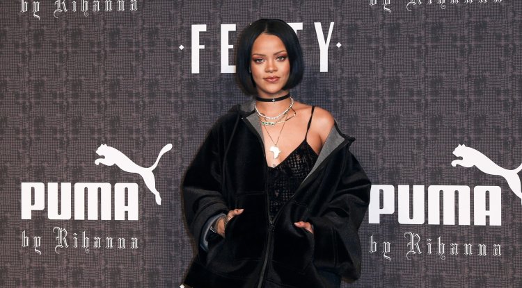 Did Rihanna reveal herself with this photo?