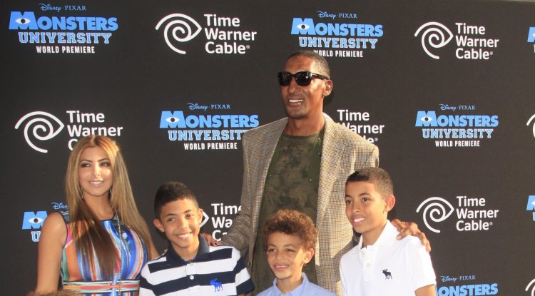 The most famous adulteress is finally divorced