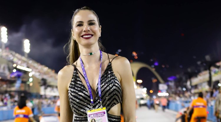 Luciana Gimenez posed in a bikini on the snow!