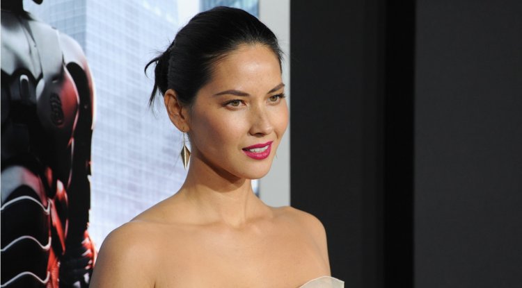 Olivia Munn's strong stance against racism!