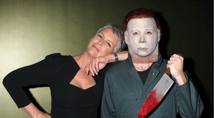 Back on the set! New, and the LAST Halloween!