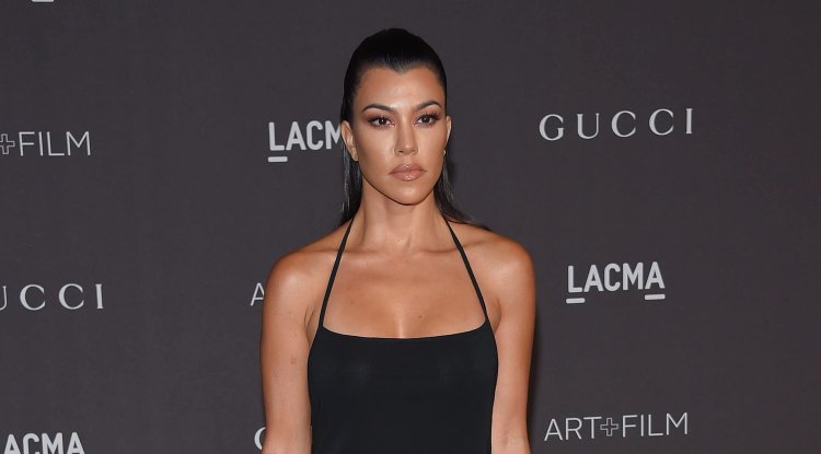 Kourtney Kardashian's body without photoshop!