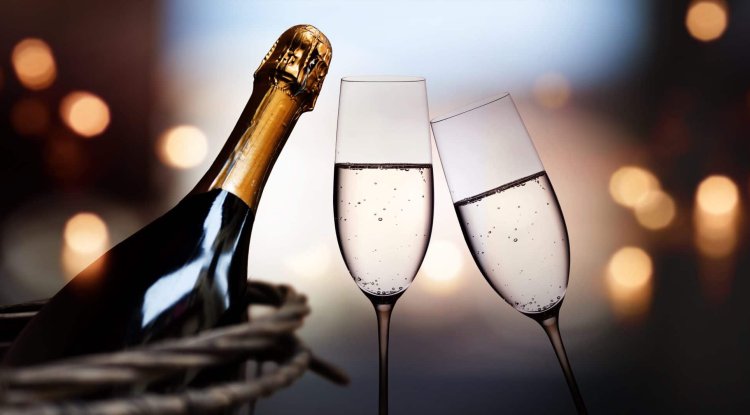 Champagne - the best symbol of hedonism in the palm of your hand