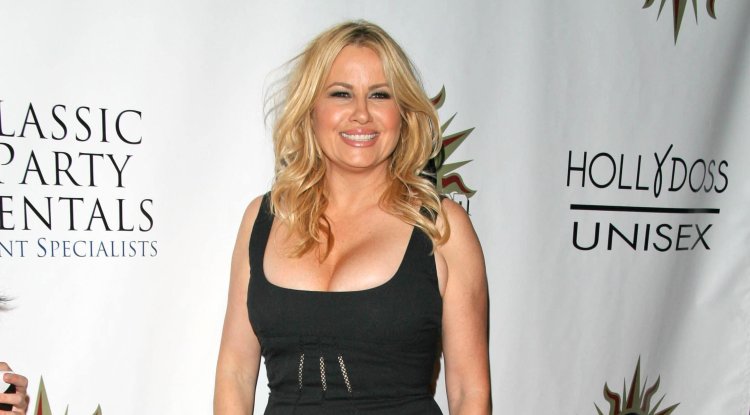 Jennifer-Stifler’s mom from the ‘American Pie’