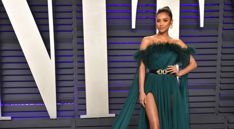 Surprise! Shay Mitchell Reveals She's Pregnant