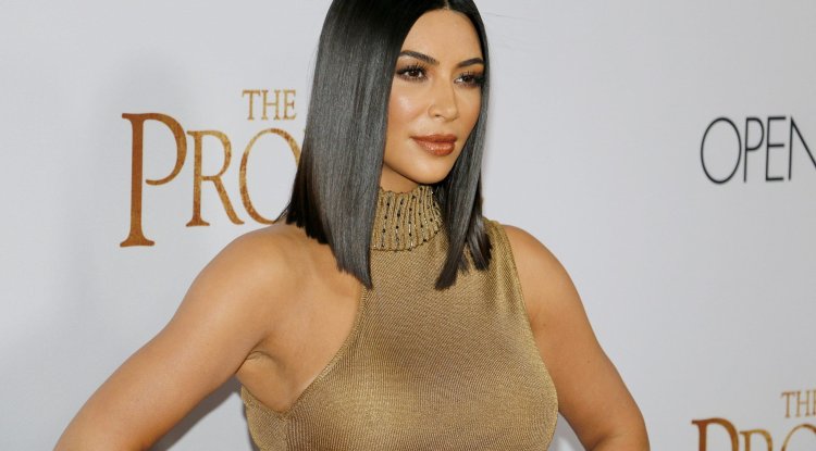 Kim Kardashian And North In Matching Outfits!