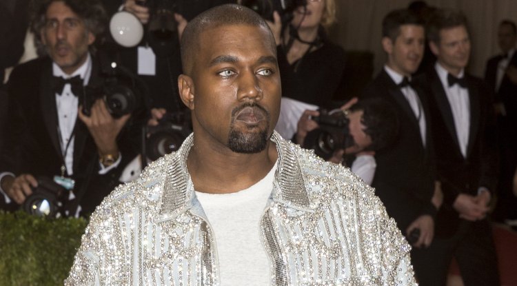 Disturbing: Kanye buries Pete in a new video!