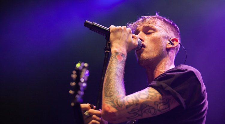 Machine Gun Kelly embraced the new look!