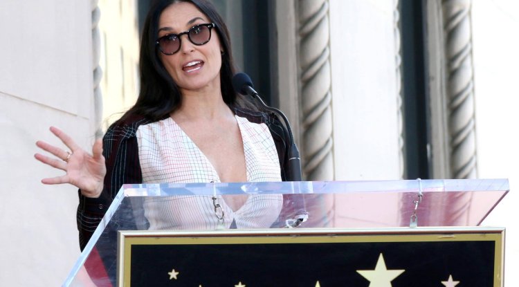 Demi Moore Danced In Her House With Just Towel