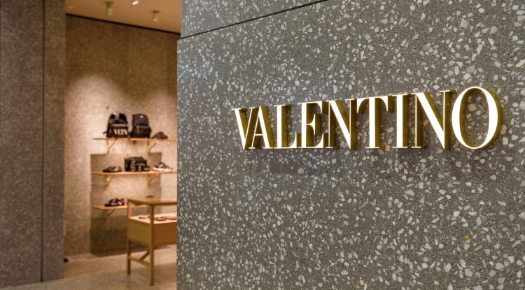 Take a look at Valentino show for autumn 2022