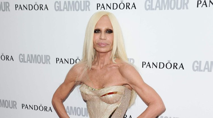 Donatella Versace showed a ‘new face’