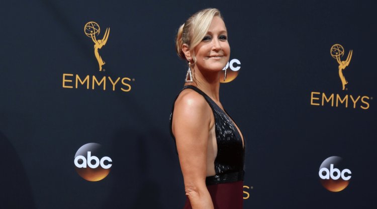 Lara Spencer Posts Stunning New Selfie