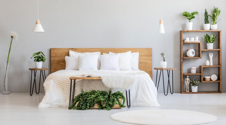 Things you should never keep in your bedroom