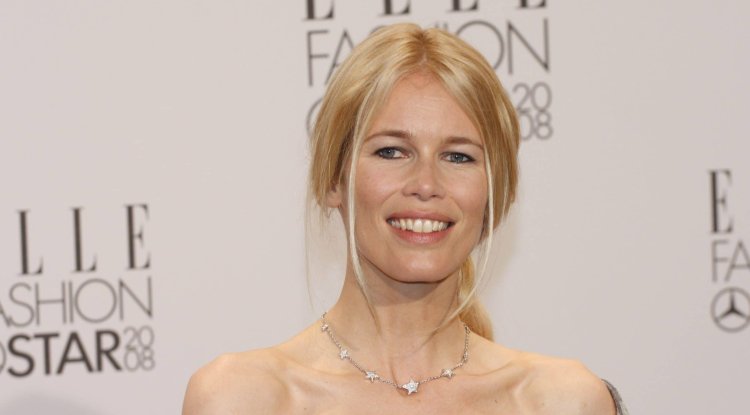 Claudia Schiffer has the most bizarre beauty trick