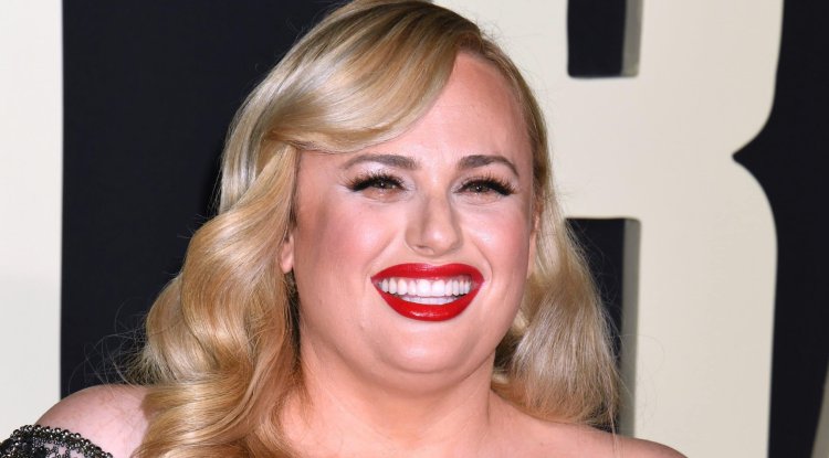 Rebel Wilson looks better than ever!