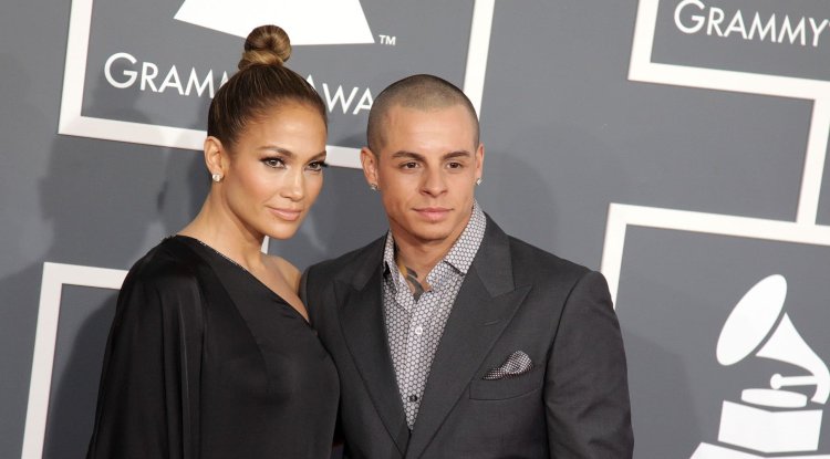 Who is the handsome guy who cheated on J. Lo?