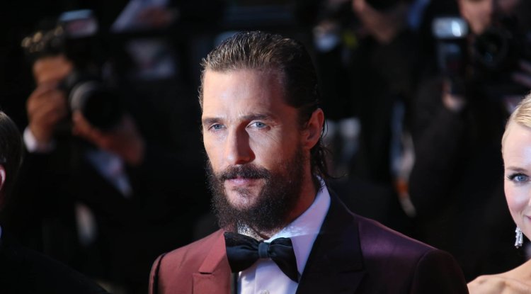 Matthew McConaughey's ex girlfriends!