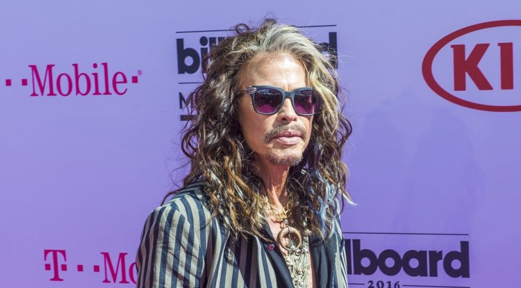 Steven Tyler's bizarre love life!