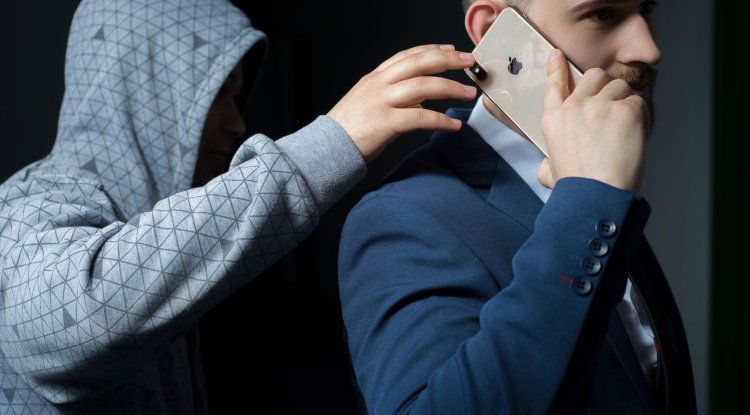Apple won't repair stolen iPhones