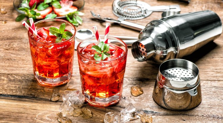 Four easy to make summer cocktails!