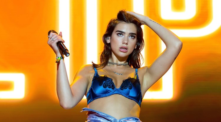 Did Dua Lipa have aesthetic procedures?