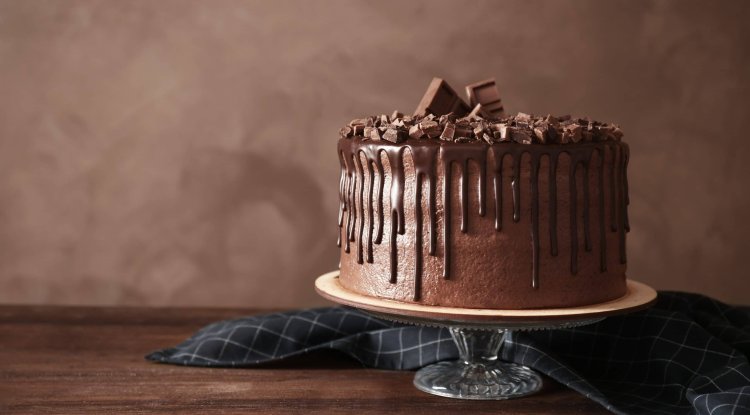 Try this amazing three-layered chocolate cake!