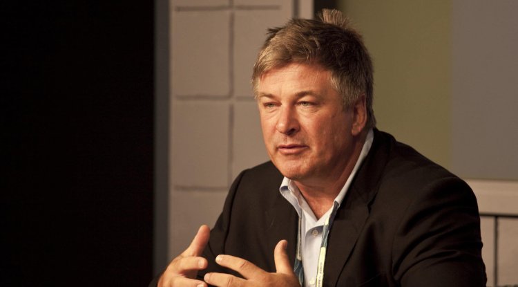 Scandalous life of famous actor Alec Baldwin