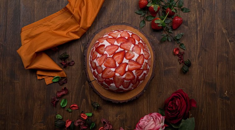An amazing strawberry upside down cake!