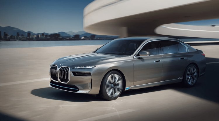 The BMW 7 Series Comes In Style
