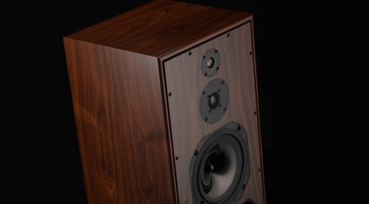 The Harbeth Super HL5 Plus XD