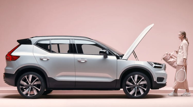 Volvo XC40 Recharge and C40 Recharge
