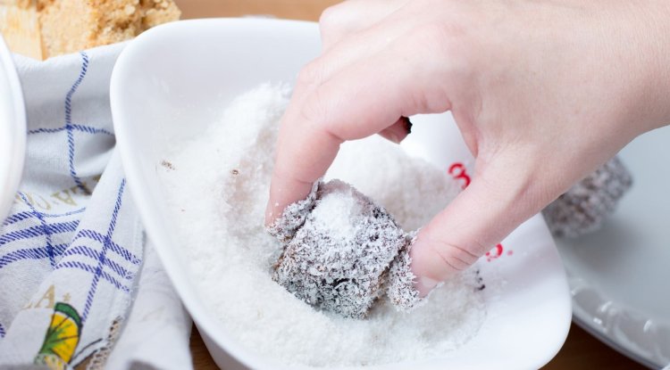 Refreshing chocolate and coconut cubes!