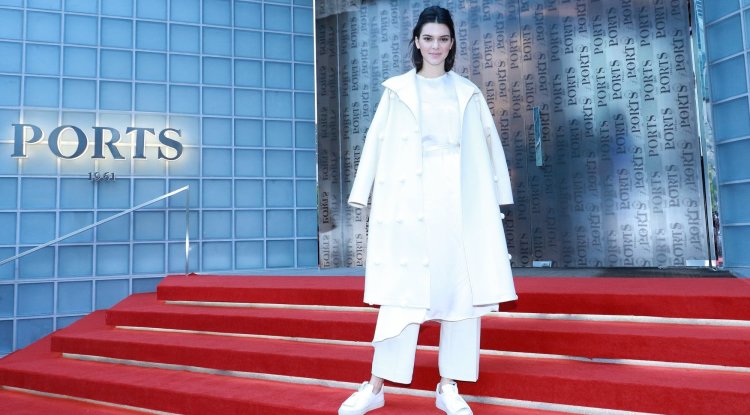 WHICH STARS MAKE THE MOST THROUGH INSTAGRAM?