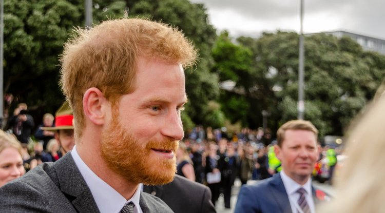 PHOTO: Prince Harry without T-shirt!