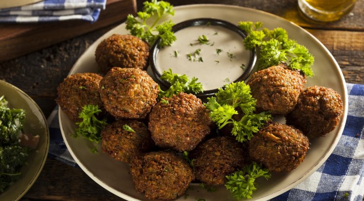 How to make the best homemade falafel?