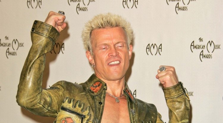 Billy Idol postpones tour due to health issues