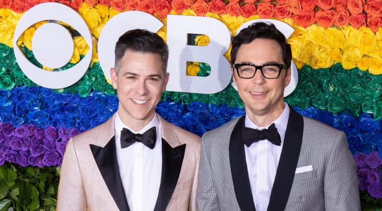 Who is Jim Parsons's husband, Todd Spiewak?